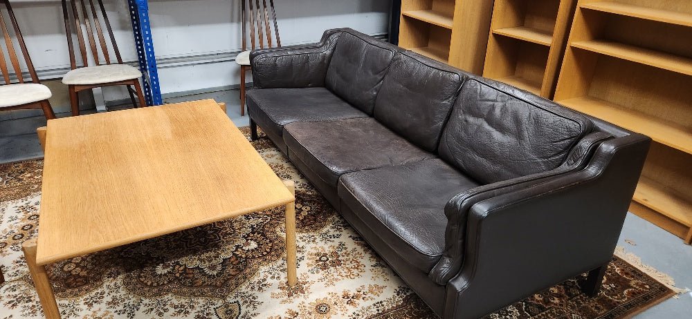 Mid century sofa - Mid Century Modern Adelaide