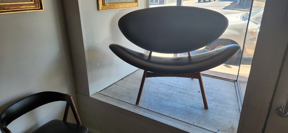 Oystra sofa. - Mid Century Modern Adelaide