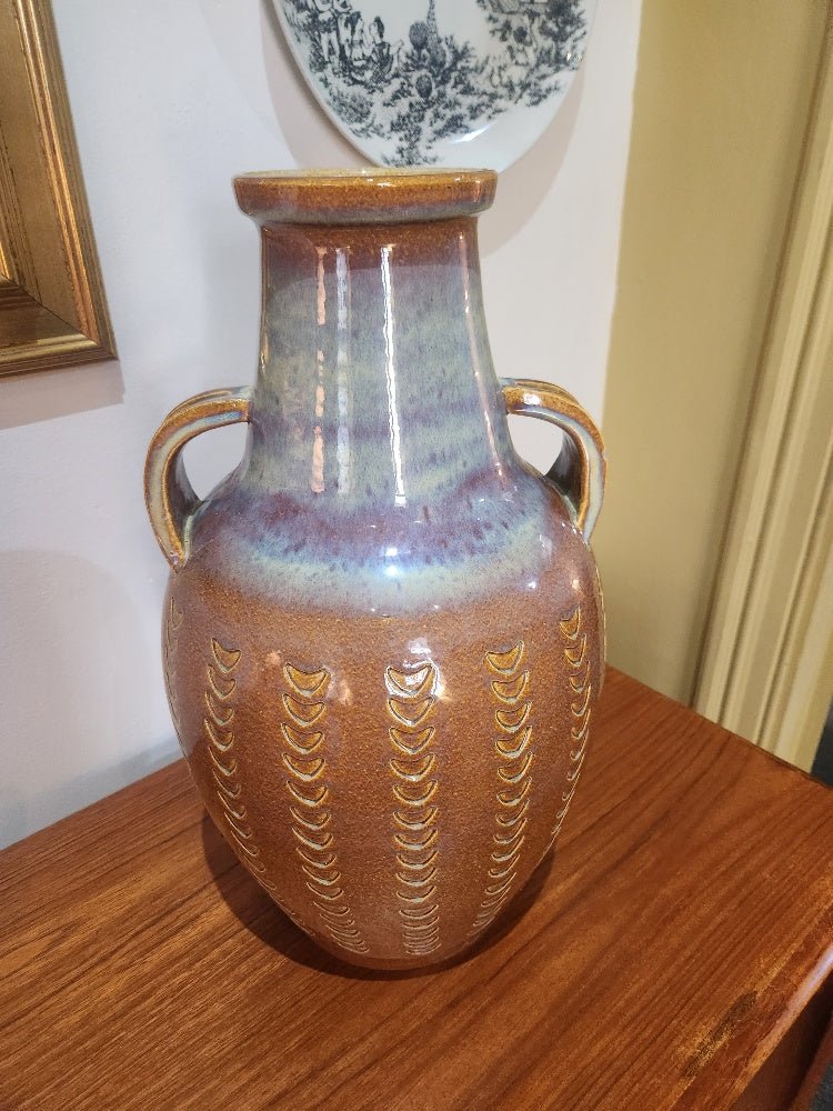 Einar Johansen vase - Mid Century Modern Adelaide