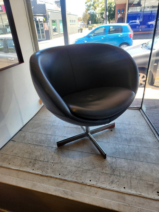 Planet chair - Mid Century Modern Adelaide