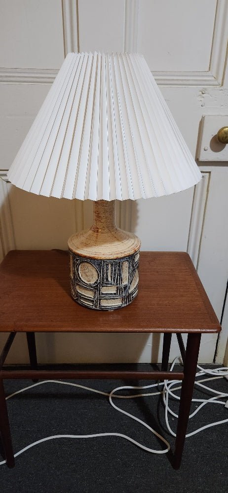 Table lamp. - Mid Century Modern Adelaide