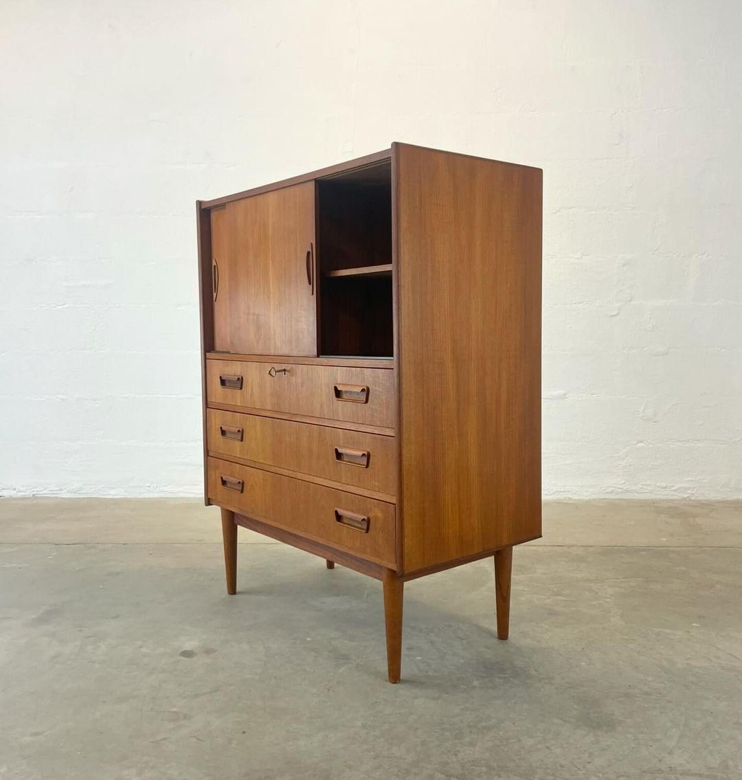 Teak press - Mid Century Modern Adelaide