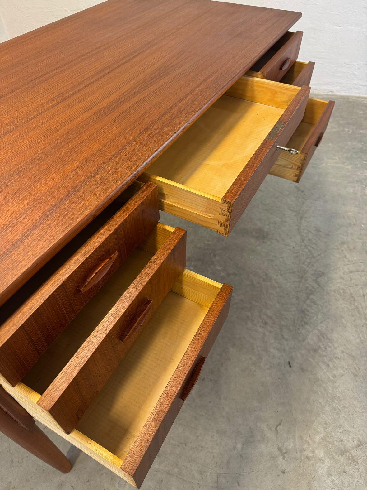 Mid Century Modern - Image