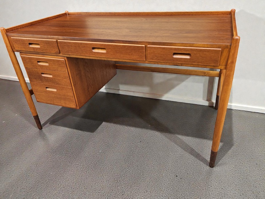 Mid Century Modern - Image