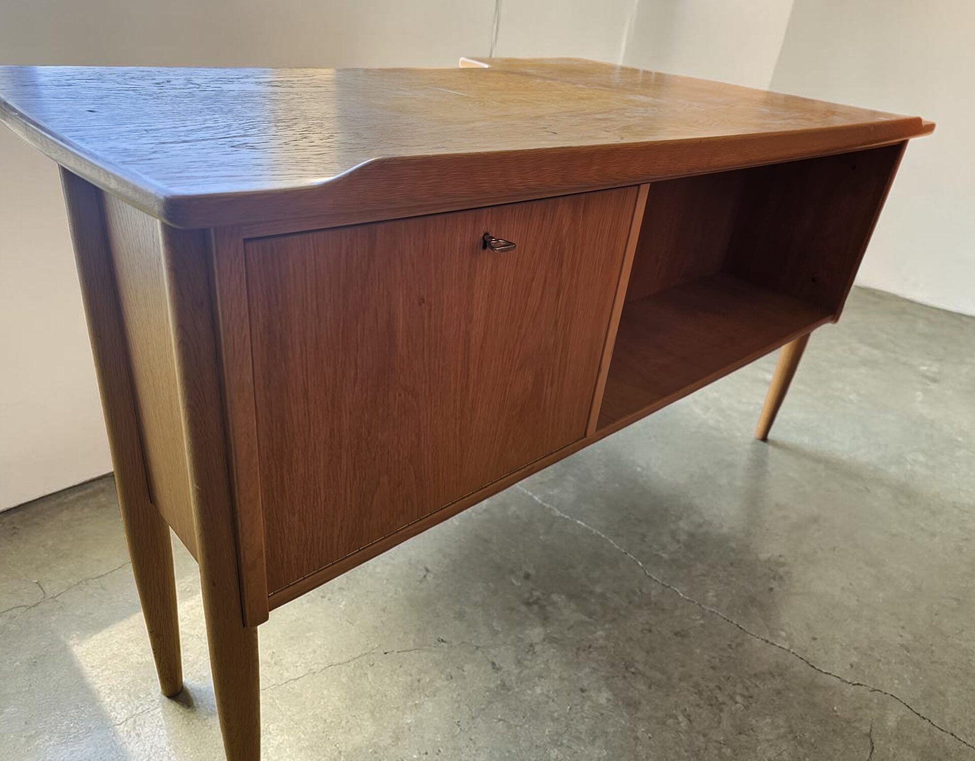 Mid Century Modern - Image