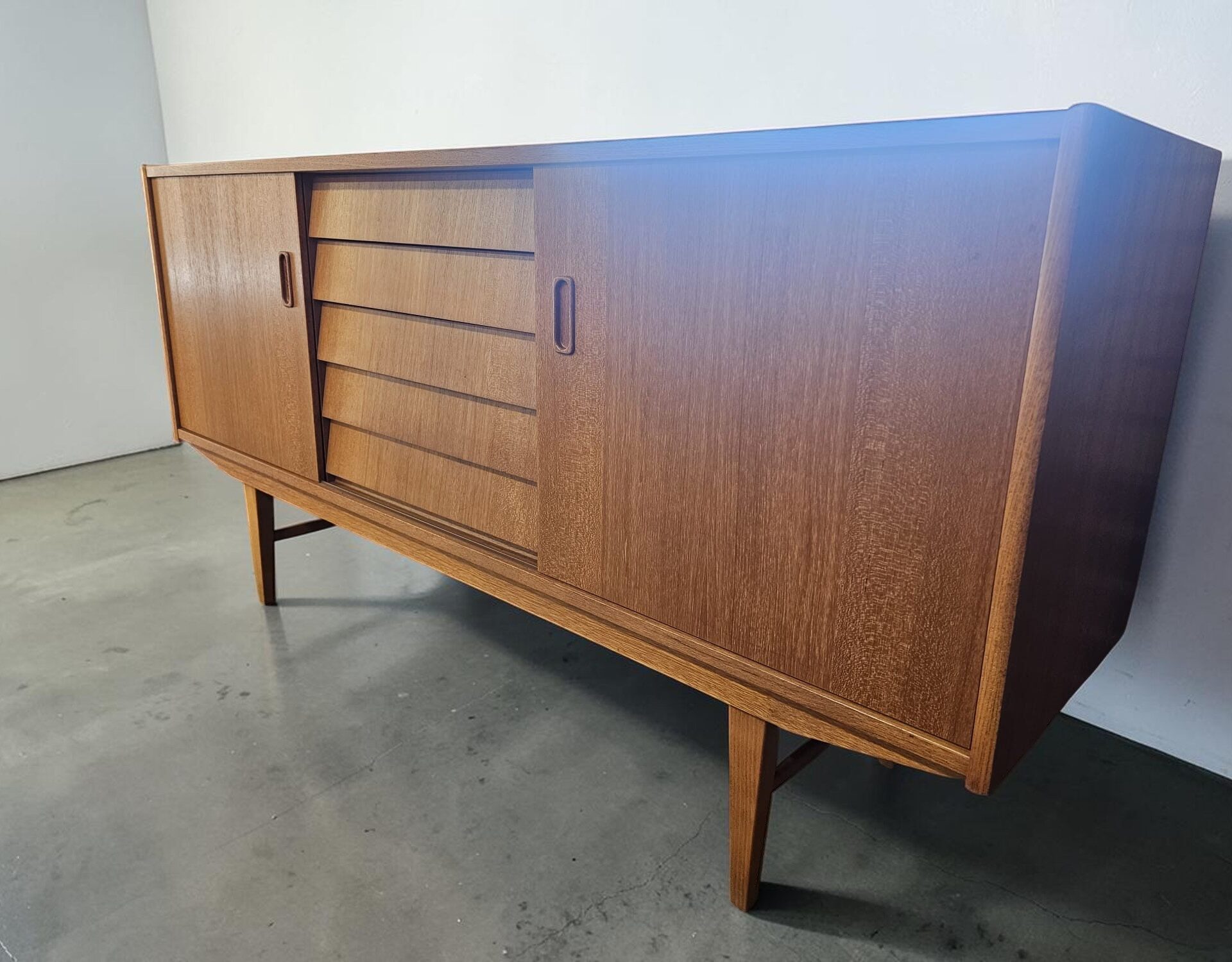 Mid Century Modern - Image
