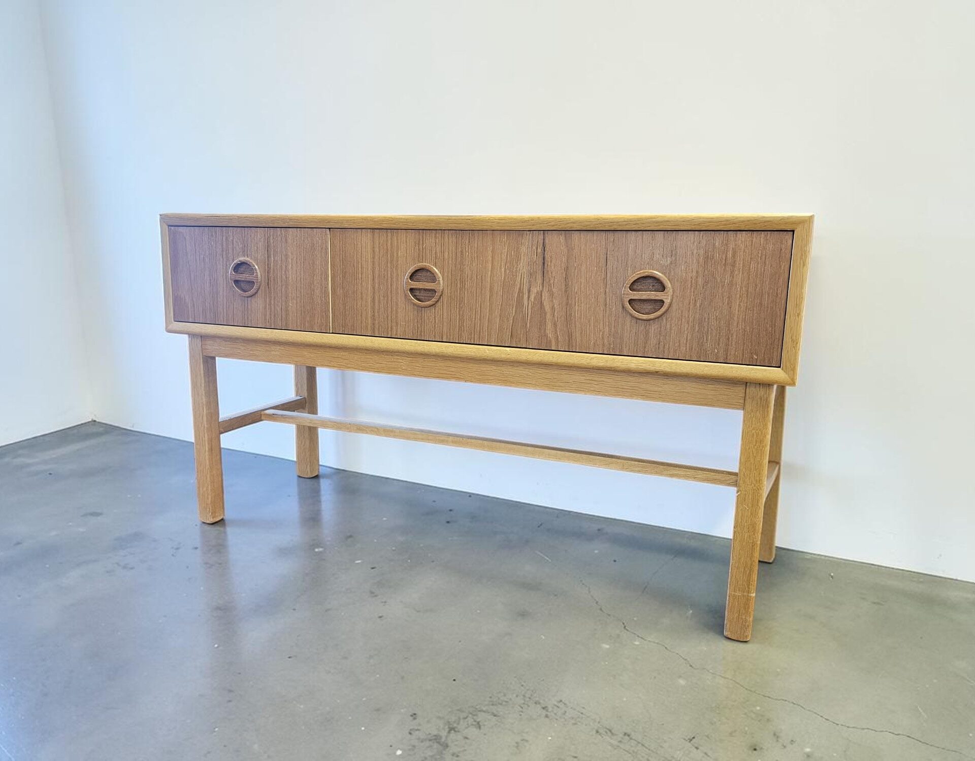 Mid Century Modern - Image