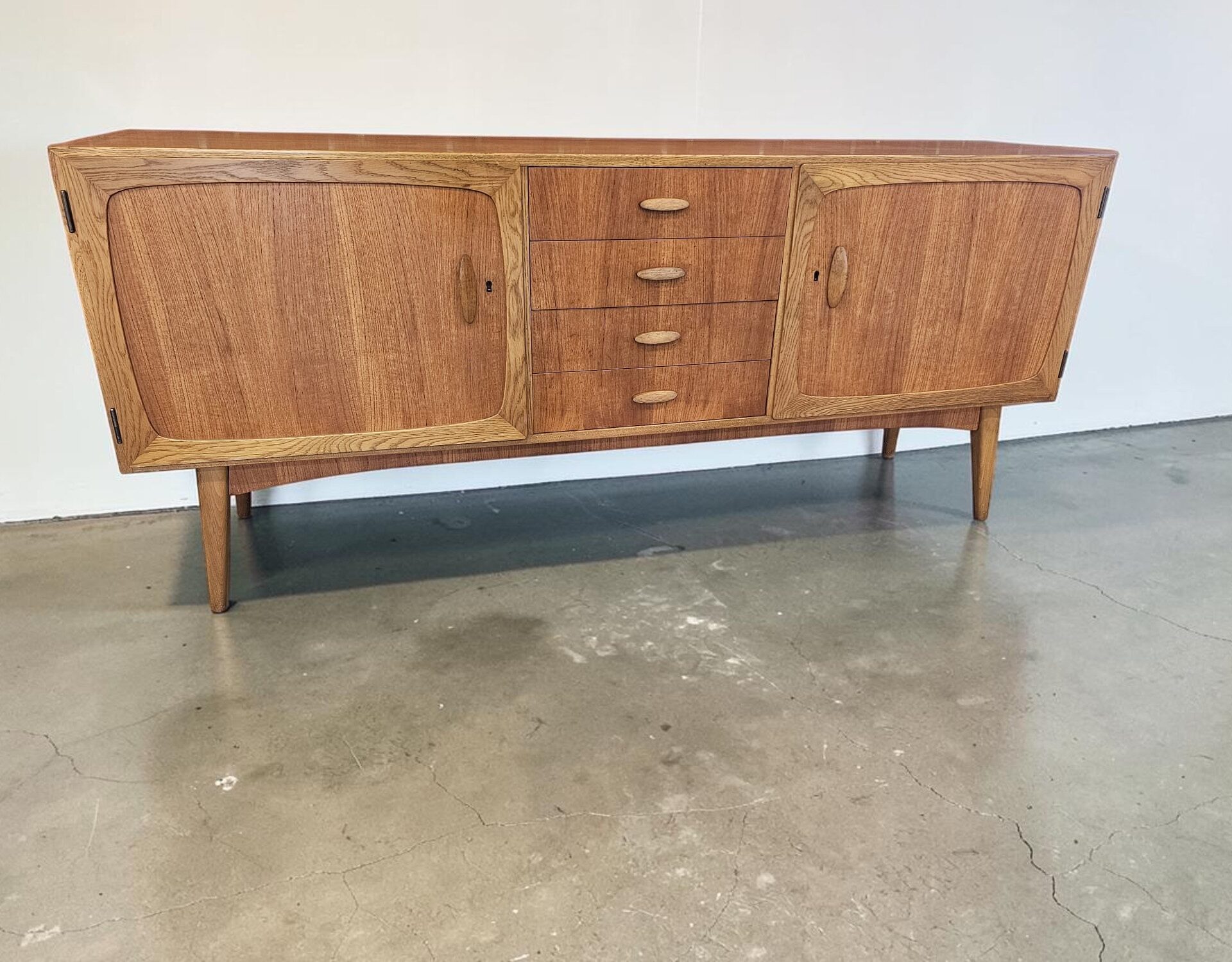Mid Century Modern - Image