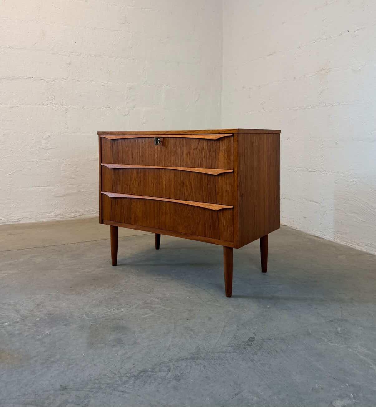 Mid Century Modern - Image