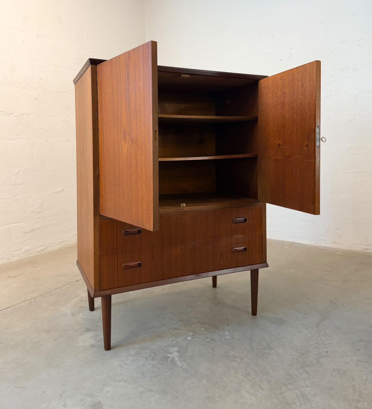 Mid Century Modern - Image