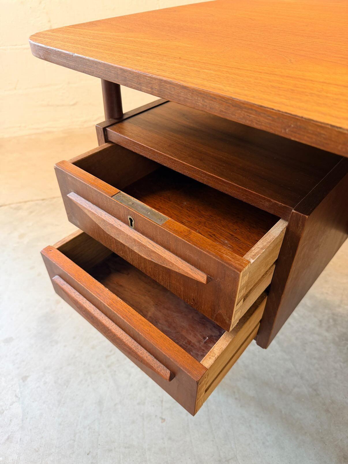 Mid Century Modern - Image