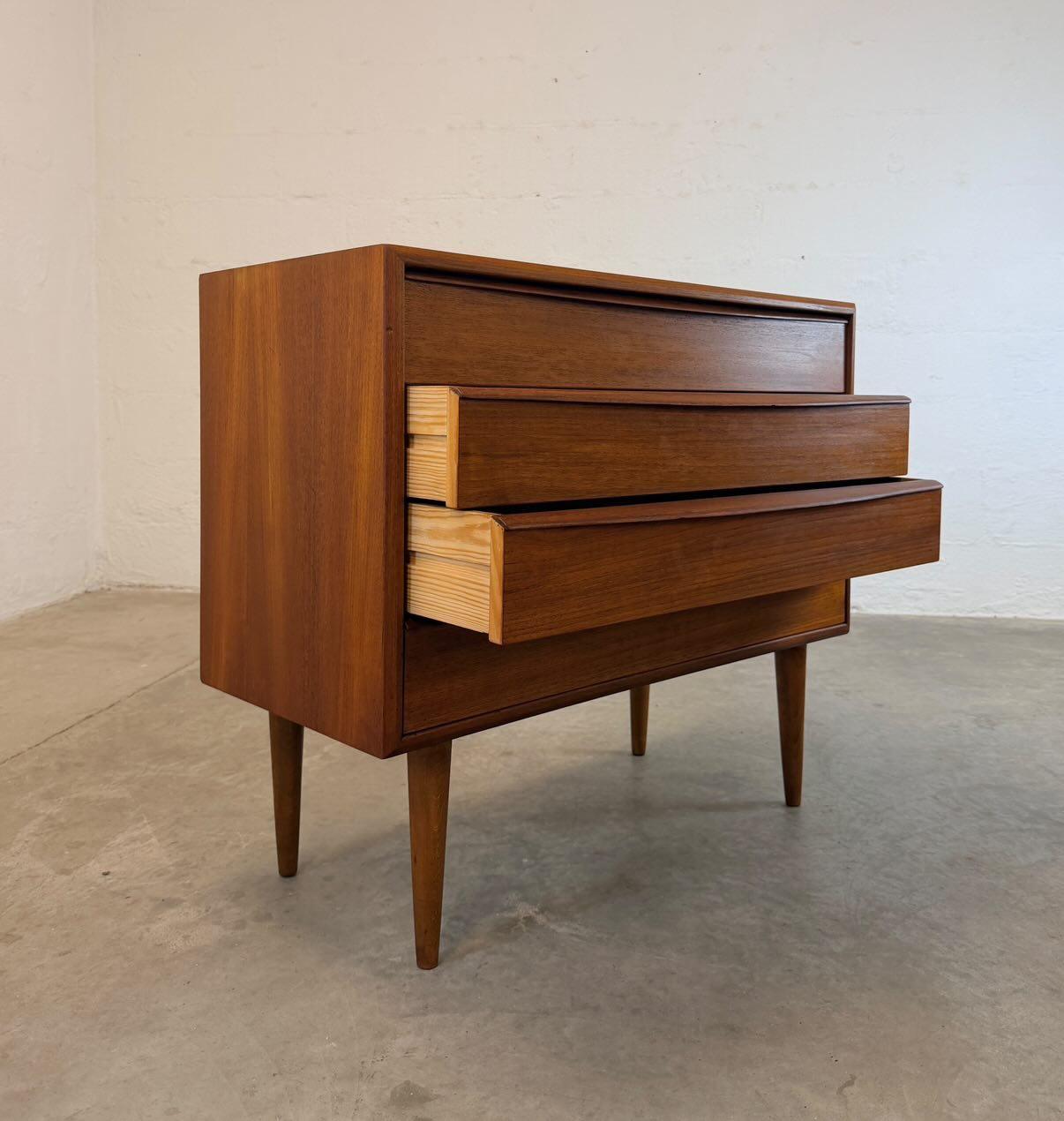 Mid Century Modern - Image