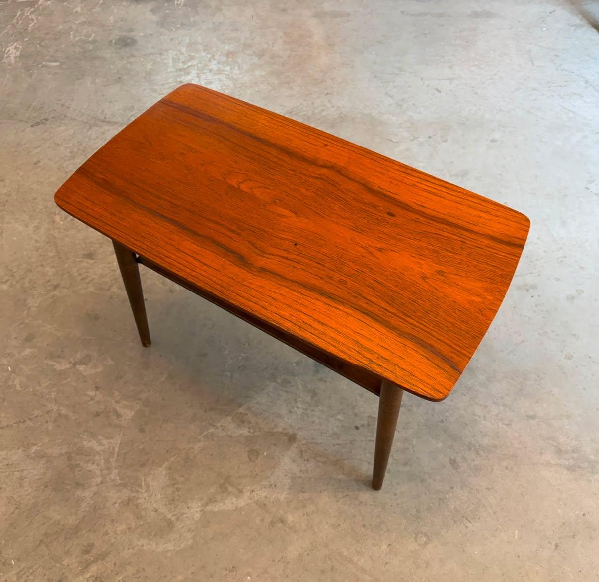 Mid Century Modern - Image