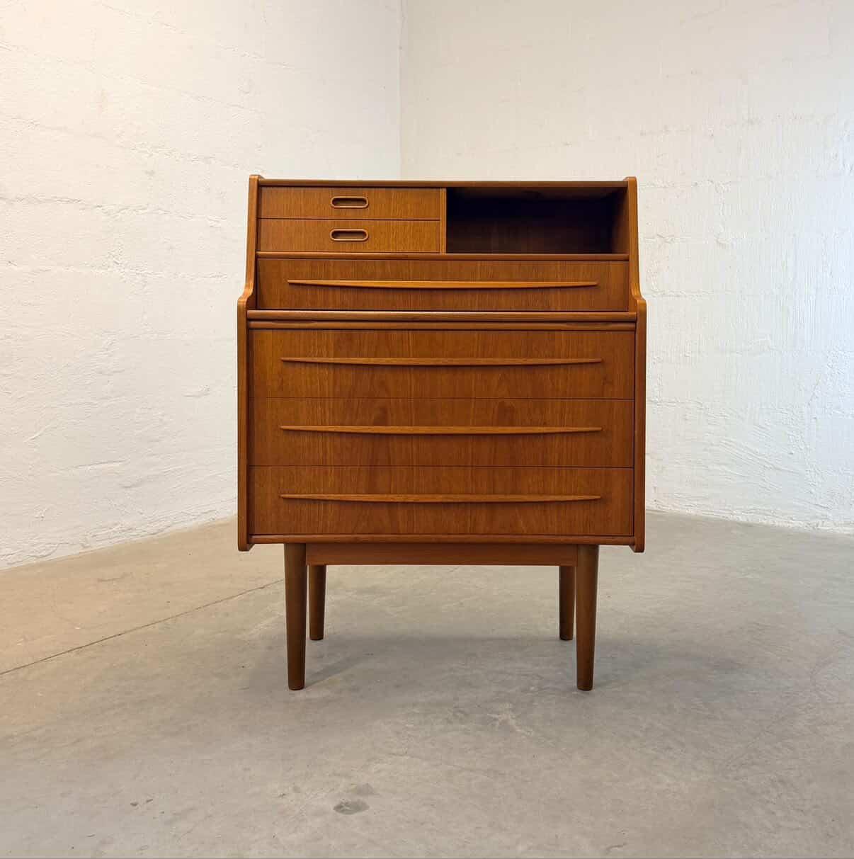 Mid Century Modern - Image