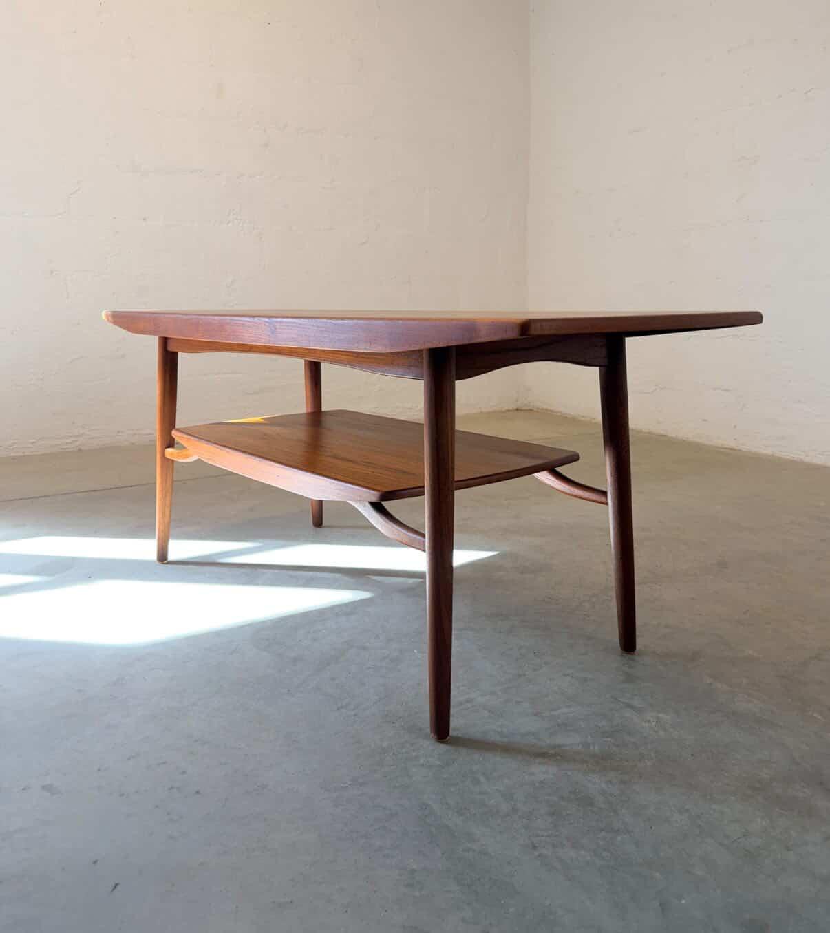 Mid Century Modern - Image