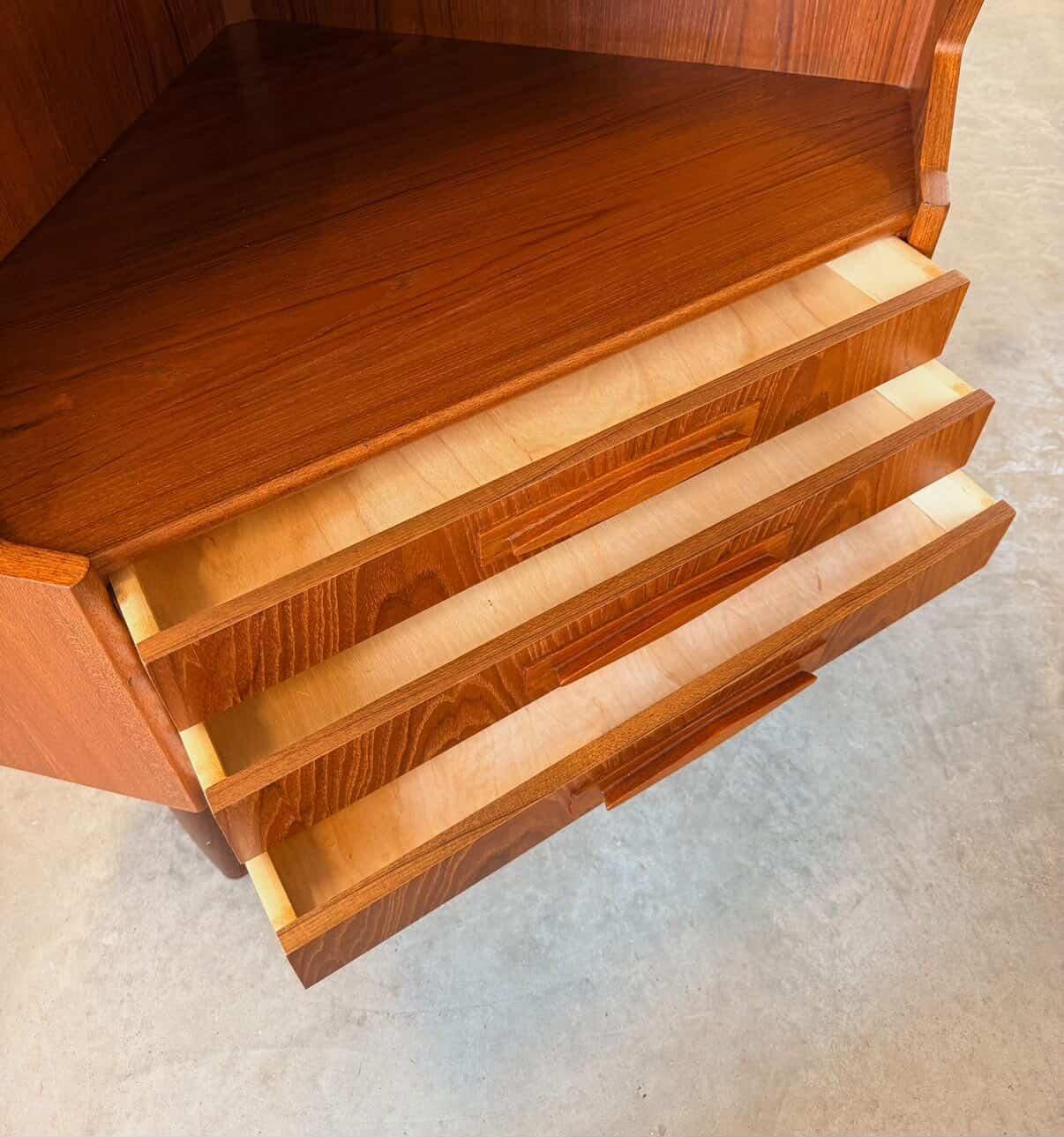 Mid Century Modern - Image